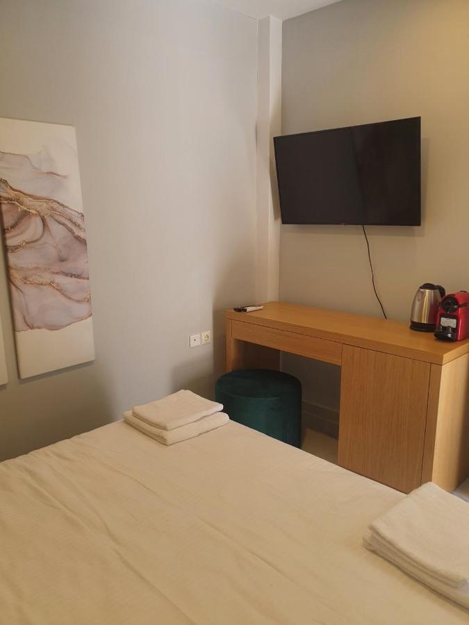 Solomou Inn Boutique Rooms Атина Екстериор снимка