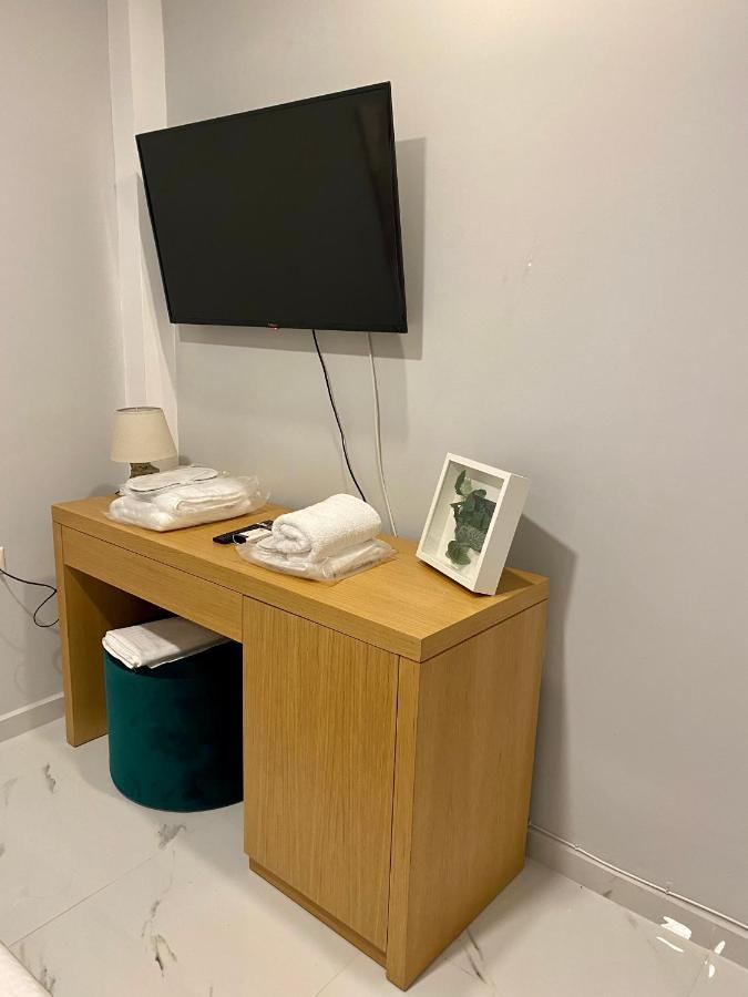 Solomou Inn Boutique Rooms Атина Екстериор снимка